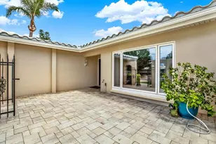 14560 Passage Way, Seminole, FL 33776 - Photo 8