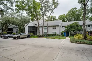 3164 Valley Oaks Dr, Tampa, FL 33618 - Photo 2