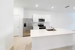 2239 Rose Finch Hill Pl, Wimauma, FL 33598 - Photo 12