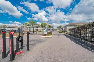 202 Red Maple Pl, Brandon, FL 33510 - Photo 86