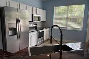 624 Black Lion Dr NE, Saint Petersburg, FL 33716 - Photo 6