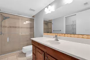 9809 Lombard Ct, Tampa, FL 33618 - Photo 16