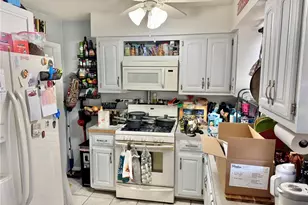 1406 Pineapple Ln, Clearwater, FL 33759 - Photo 6