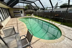 1853 Paradise Ln, Clearwater, FL 33756 - Photo 52