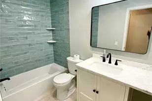 2468 Gulf Breeze Cir, Palm Harbor, FL 34683 - Photo 20