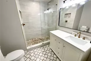 2468 Gulf Breeze Cir, Palm Harbor, FL 34683 - Photo 24