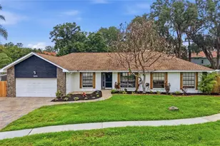 1008 Oakridge Manor Dr, Brandon, FL 33511 - Photo 1