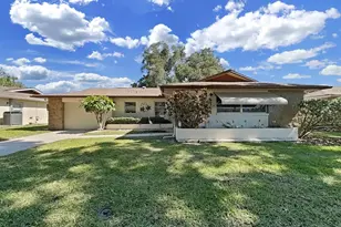 2819 Thistle Ct S, Palm Harbor, FL 34684 - Photo 2