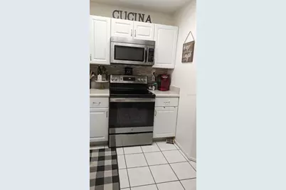 46 Emerald Bay Drive, Oldsmar, FL 34677 - Photo 10