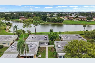 201 Kings Boulevard #19, Sun City Center, FL 33573 - Photo 1
