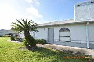 23223 Club Villas Dr, Land O Lakes, FL 34639 - Photo 2