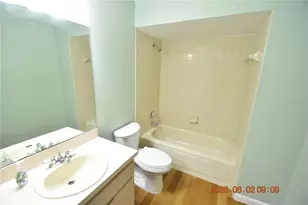 23223 Club Villas Dr, Land O Lakes, FL 34639 - Photo 30