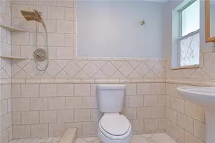 204 7th St SW, Ruskin, FL 33570 - Photo 10