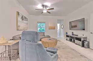 4722 Tuscan Loon Dr, Tampa, FL 33619 - Photo 6