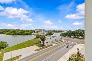 1020 Sunset Point Rd, Clearwater, FL 33755 - Photo 34