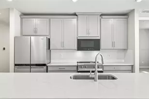 17420 Moonflower Dr, Venice, FL 34293 - Photo 8
