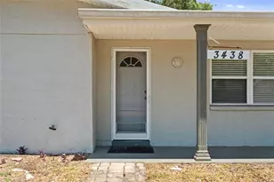 3438 Kimberly Oaks Dr, Holiday, FL 34691 - Photo 4