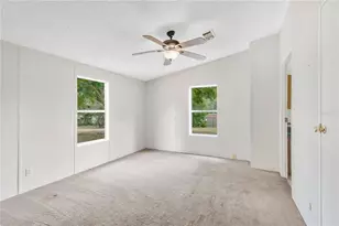 5703 Luckasavage Rd, Plant City, FL 33567 - Photo 8