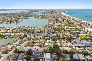 223 148th Ave E, Madeira Beach, FL 33708 - Photo 10