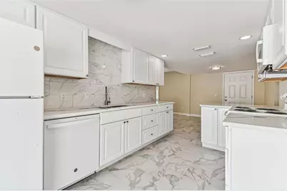 223 148th Avenue E, Madeira Beach, FL 33708 - Photo 30