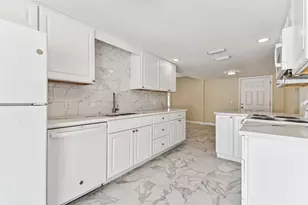 223 148th Ave E, Madeira Beach, FL 33708 - Photo 30