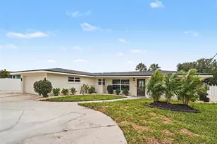 9911 Royal Palm Dr, Bradenton, FL 34210 - Photo 30