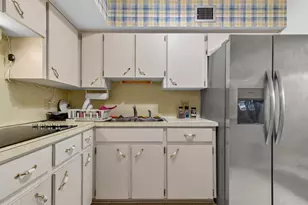 2311 Brisbane St, Clearwater, FL 33763 - Photo 10