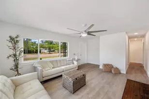 1401 49th Street N, Saint Petersburg, FL 33710 - Photo 10