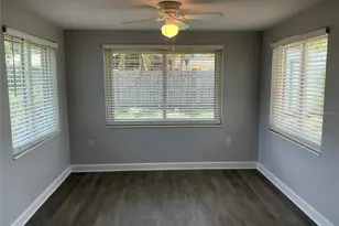 10888 Temple Ave, Seminole, FL 33772 - Photo 6