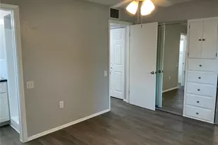 10888 Temple Ave, Seminole, FL 33772 - Photo 10
