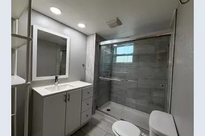 101 W Lemon Street #4, Tarpon Springs, FL 34689 - Photo 4
