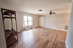 8356 Candlewood Rd, Seminole, FL 33777 - Photo 6