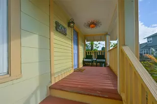 340 Moffett Ct N, Saint Petersburg, FL 33701 - Photo 18
