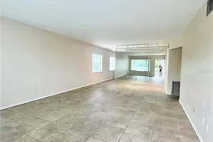 2020 World Pkwy Blvd, Clearwater, FL 33763 - Photo 6