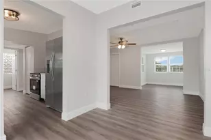 2216 E 109th Ave, Tampa, FL 33612 - Photo 12