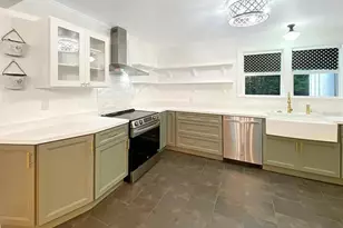 824 NE 9th Ave, Gainesville, FL 32601 - Photo 24