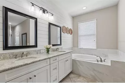 17539 Buckingham Garden Drive, Lithia, FL 33547 - Photo 36