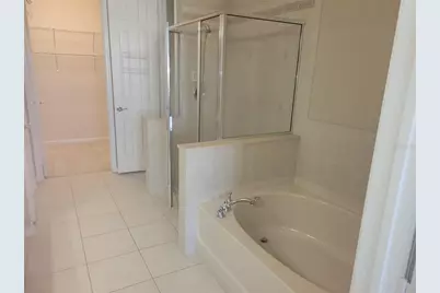 7905 N Seminole Boulevard #3404, Seminole, FL 33772 - Photo 10