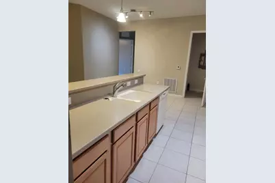 7905 N Seminole Boulevard #3404, Seminole, FL 33772 - Photo 6