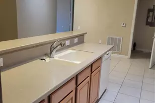 7905 N Seminole Blvd, Seminole, FL 33772 - Photo 6