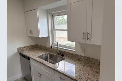 9218 Tudor Drive #P101, Tampa, FL 33615 - Photo 8
