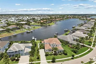 823 Manns Harbor Dr, Apollo Beach, FL 33572 - Photo 6