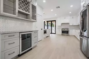 3924 W Granada St, Tampa, FL 33629 - Photo 8