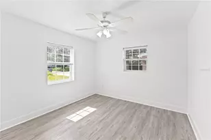 2090 75th St N, Saint Petersburg, FL 33710 - Photo 18