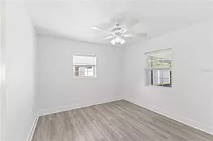 2090 75th St N, Saint Petersburg, FL 33710 - Photo 16