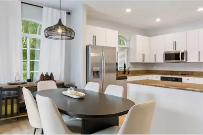 6323 Vista Verde Drive E, Saint Petersburg, FL 33707 - Photo 14