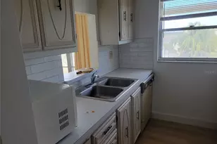 9950 62nd Terrace N, Saint Petersburg, FL 33708 - Photo 4
