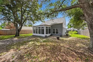 1317 Avonwood Ct, Lutz, FL 33559 - Photo 24