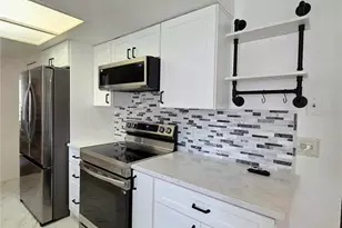 3136 Cloister Ct, Spring Hill, FL 34606 - Photo 12