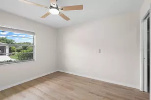 1602 Hovington Cir, Sun City Center, FL 33573 - Photo 24